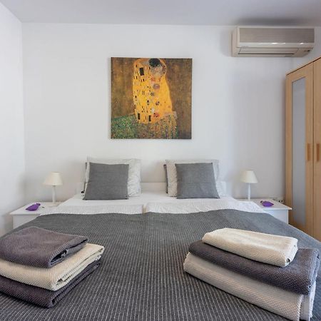 Apartment Vito Njivice Εξωτερικό φωτογραφία