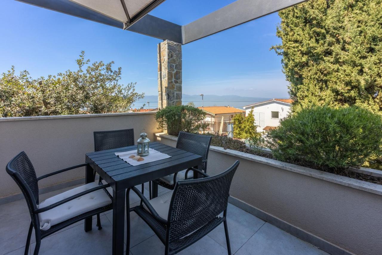Apartment Vito Njivice Εξωτερικό φωτογραφία