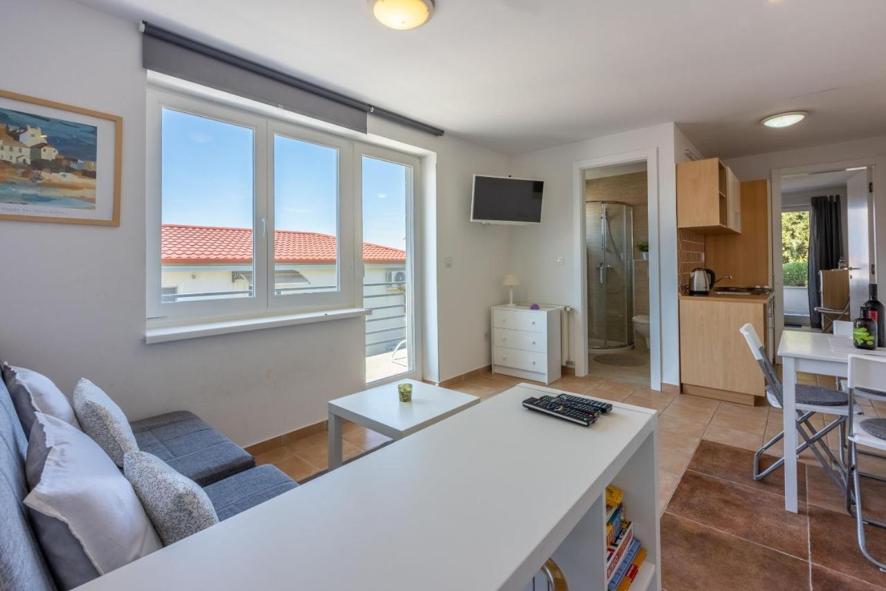 Apartment Vito Njivice Εξωτερικό φωτογραφία