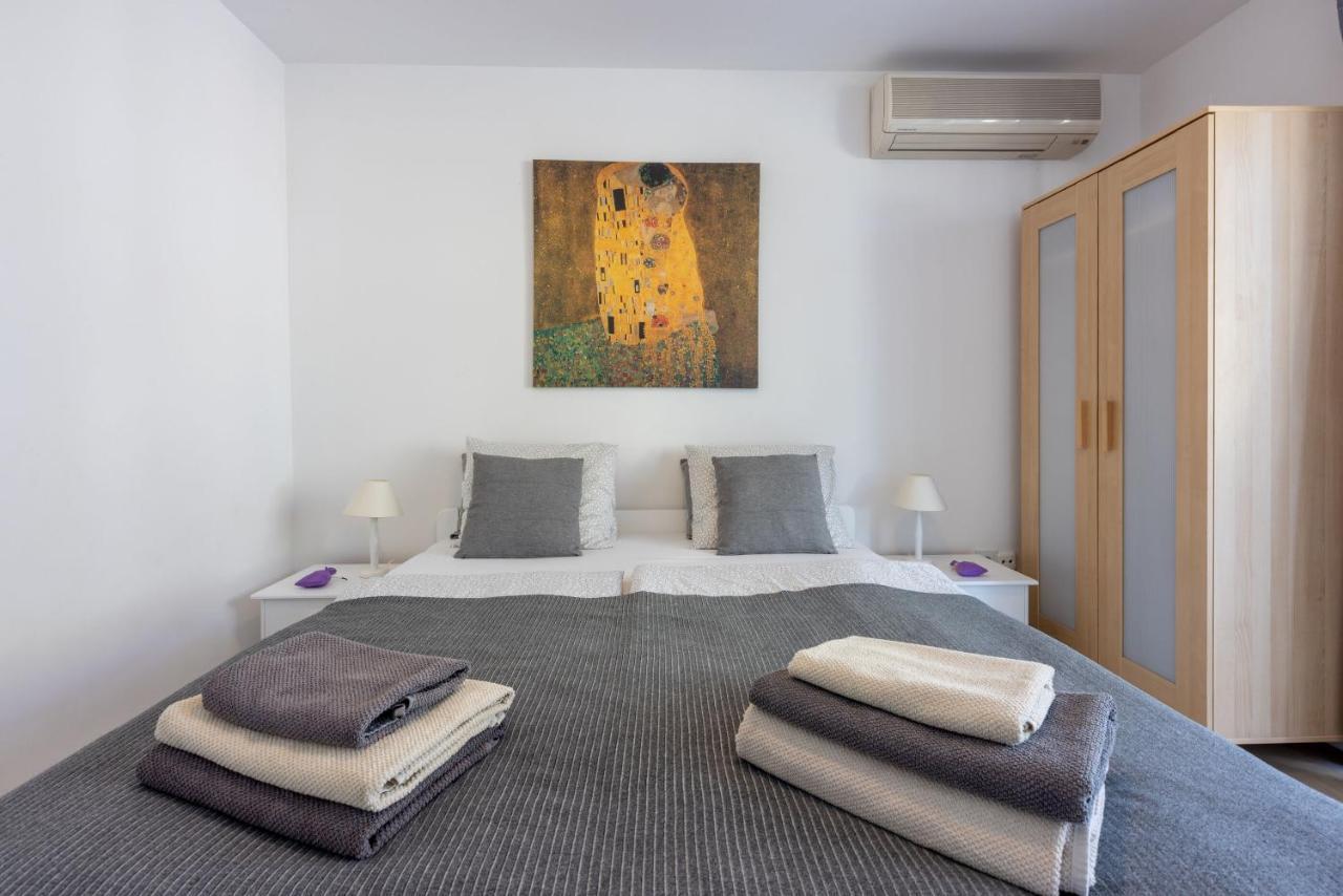 Apartment Vito Njivice Εξωτερικό φωτογραφία